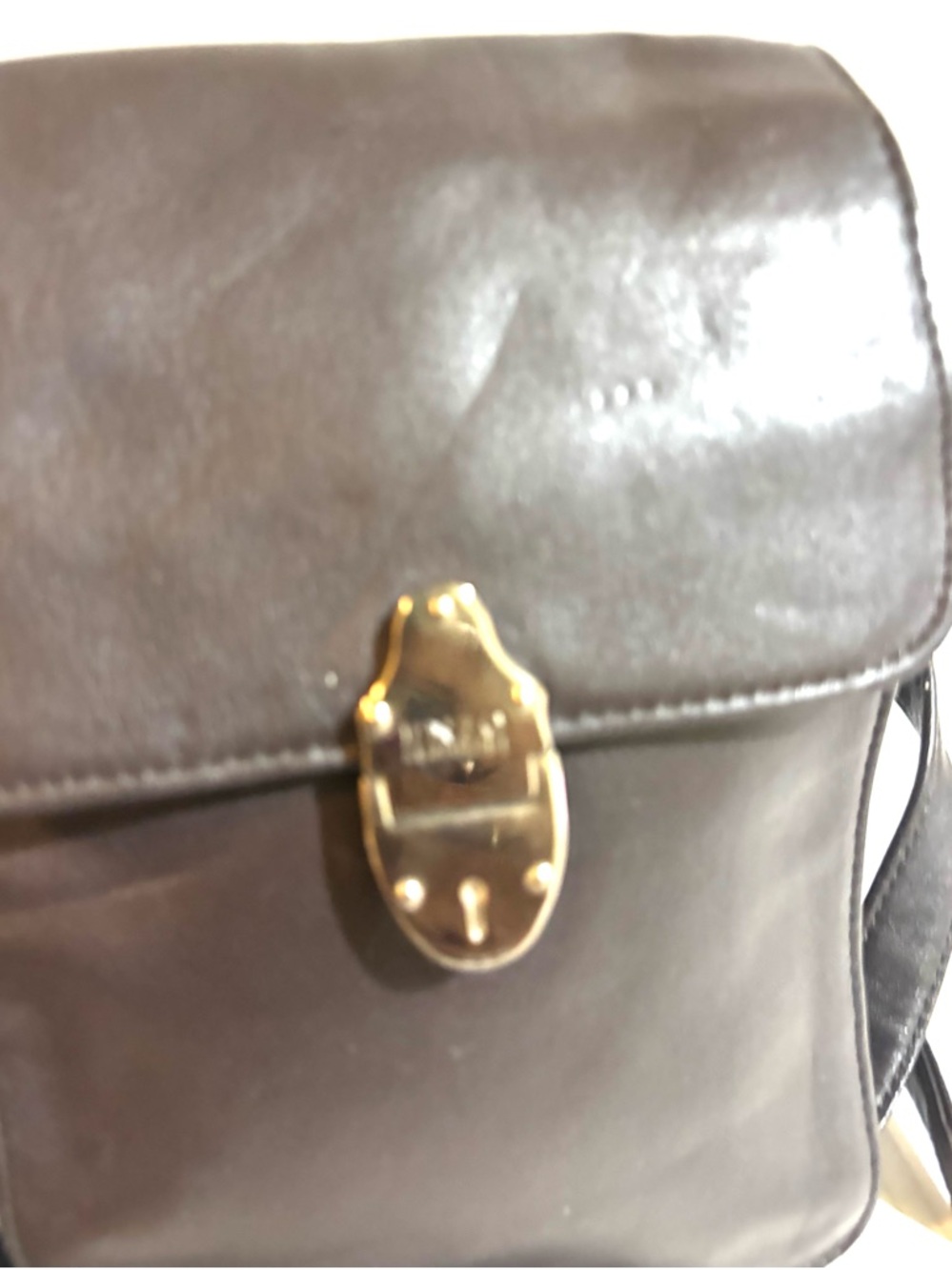 Enzo Angiolini vintage unisex Black Leather Crossbody with Front Lock - Picture 5 of 8